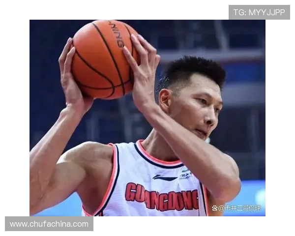 易建联的篮球传奇之路：从青年才俊到国家队核心的成长历程与辉煌成就