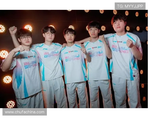 BLG战队在精英赛积分榜上以62分稳居第一，展现强劲实力